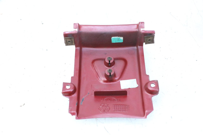 photo de JONCTION CARENAGE ARRIERE TRIUMPH SPRINT 900 (1995 - 1998)