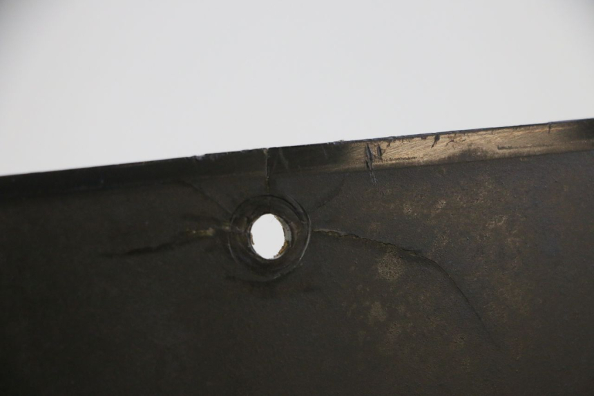 photo de JONCTION CARENAGE ARRIERE SUPERIEUR BMW C1 125 (2000 - 2003)