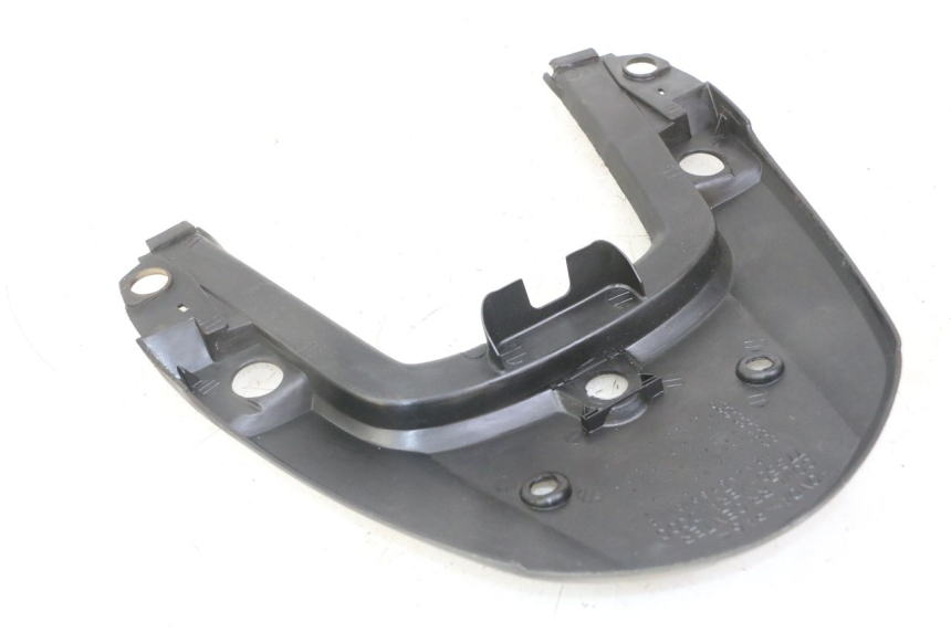 photo de JONCTION CARENAGE ARRIERE SUPERIEUR HONDA CBF 500 (2004 - 2007)