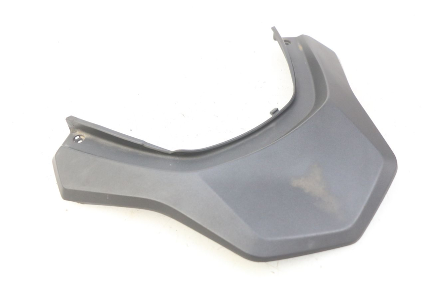 photo de JONCTION CARENAGE ARRIERE SUPERIEUR HONDA FORZA 125 (2015 - 2016)