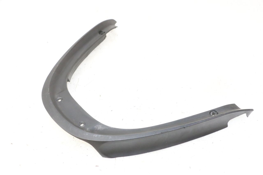 photo de JONCTION CARENAGE ARRIERE SUPERIEUR PIAGGIO MP3 HPE 310 (2024 - 2025)