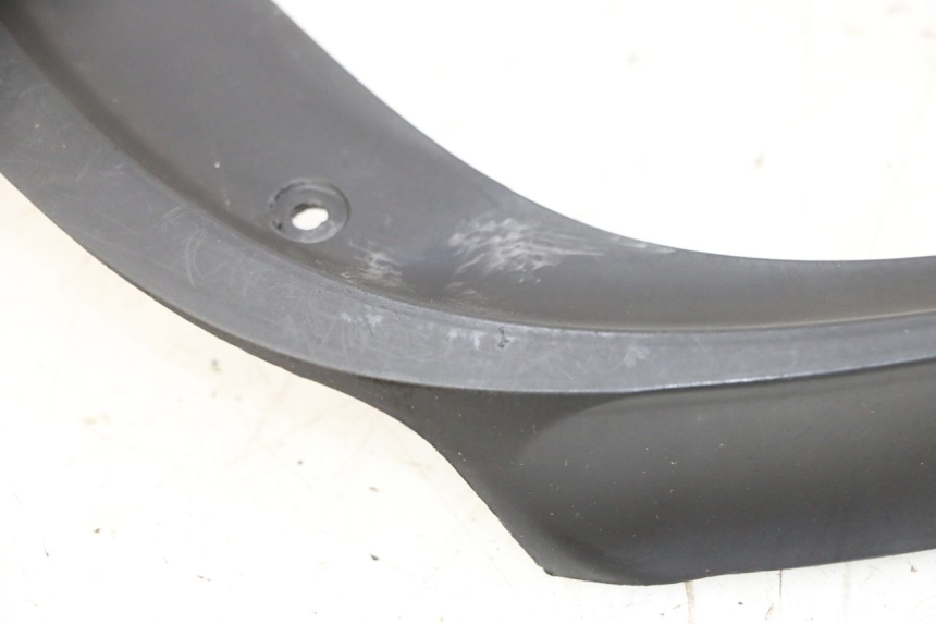 photo de JONCTION CARENAGE ARRIERE SUPERIEUR PIAGGIO MP3 HPE 310 (2024 - 2025)