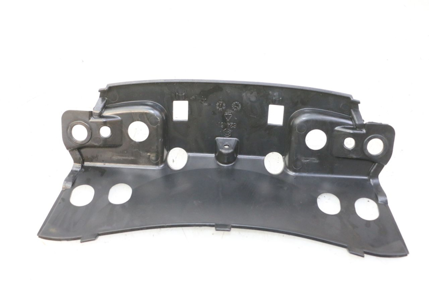 photo de JONCTION CARENAGE ARRIERE SUPERIEUR PIAGGIO MP3 RL 250 (2007 - 2010)