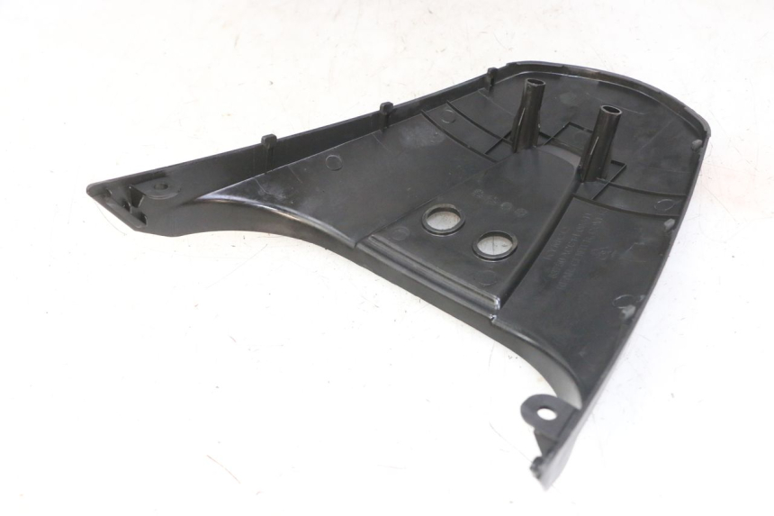 photo de JONCTION CARENAGE ARRIERE SUPERIEUR KYMCO LIKE 4T 50 (2019 - 2025)