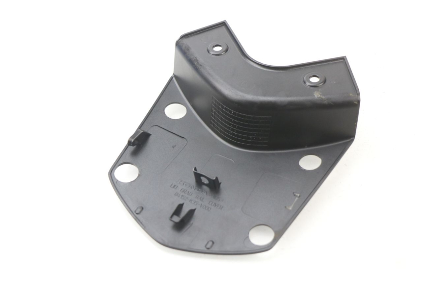 photo de JONCTION CARENAGE ARRIERE SUPERIEUR HONDA PCX (JF57/JF64) 125 (2014 - 2018)