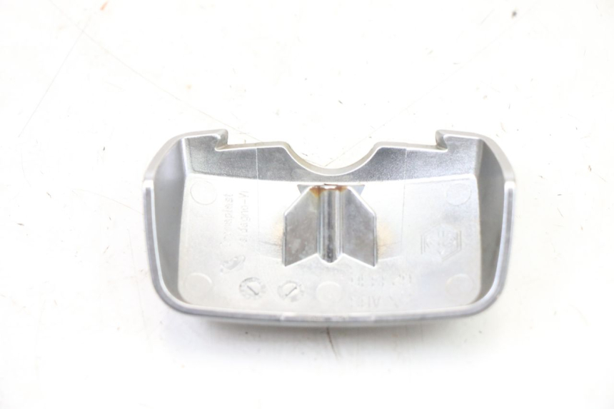 photo de JONCTION CARENAGE ARRIERE SUPERIEUR PIAGGIO VESPA S 2T 50 (2007 - 2014)