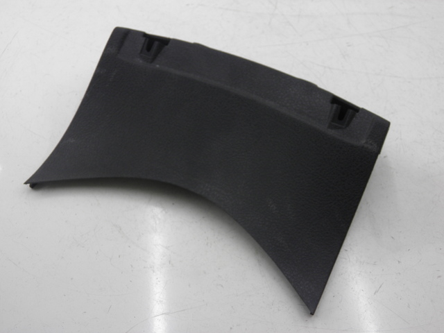 photo de JONCTION CARENAGE ARRIERE SUPERIEUR PIAGGIO XEVO - X EVO 125 (2010 - 2015) - Vue principale