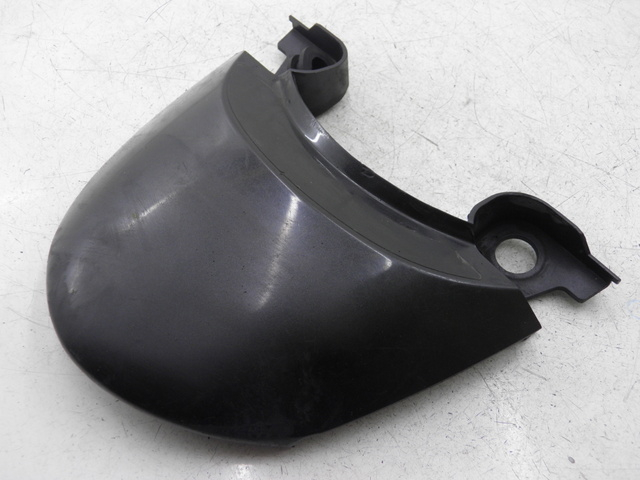 photo de JONCTION CARENAGE ARRIERE SUPERIEUR SUZUKI SV S 650 (1999 - 2002)