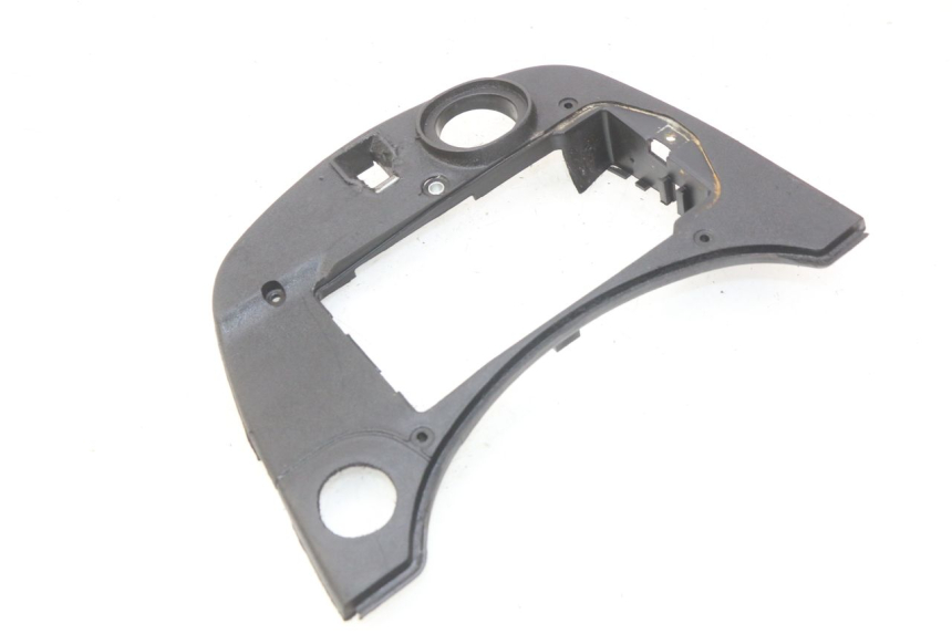 photo de JONCTION CARENAGE ARRIERE SUPERIEUR PIAGGIO VESPA S 2T 50 (2007 - 2014)