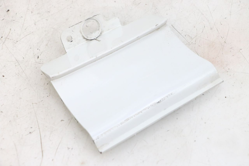 photo de JONCTION CARENAGE ARRIERE SUPERIEUR DAELIM VJ ROADWIN FI 125 (2008 - 2017) - Vue principale