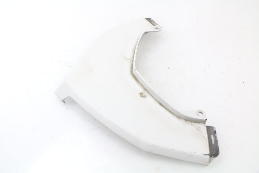 photo de JONCTION CARENAGE ARRIERE SUPERIEUR YAMAHA XMAX X-MAX ABS 125 (2014 - 2016) - Autre angle de vue