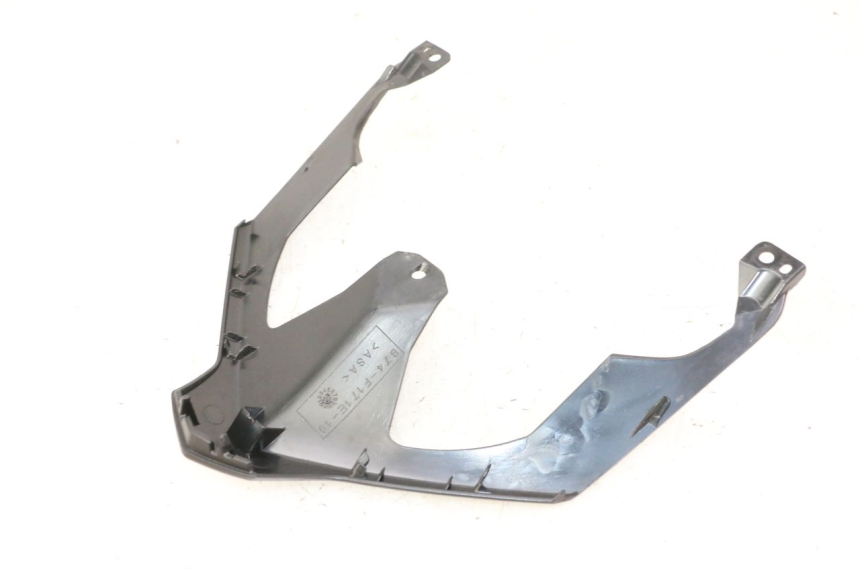 photo de JONCTION CARENAGE ARRIERE SUPERIEUR YAMAHA XMAX X-MAX 125 (2021 - 2025)