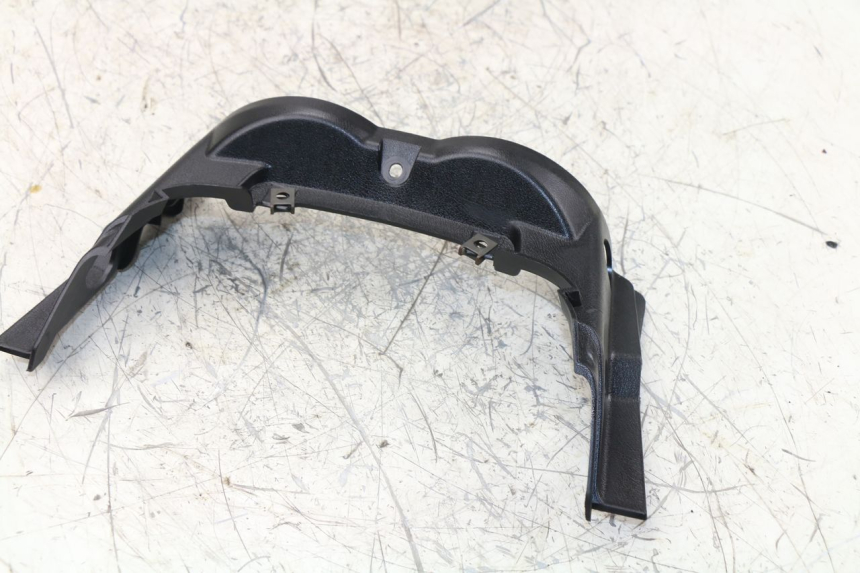 photo de JONCTION CARENAGE ARRIERE SUPERIEUR YAMAHA BW'S BWS 125 (2010 - 2013)