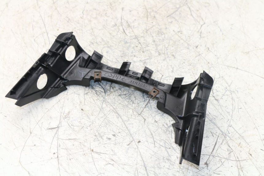 photo de JONCTION CARENAGE ARRIERE SUPERIEUR YAMAHA BW'S BWS 125 (2010 - 2013)