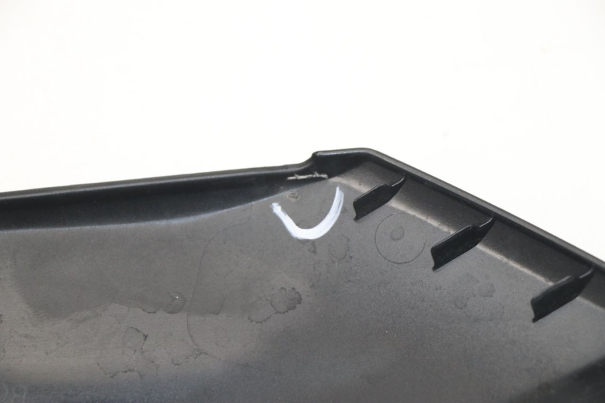 photo de JONCTION CARENAGE ARRIERE SUPERIEUR YAMAHA YP T-MAX TMAX 530 (2017 - 2020)