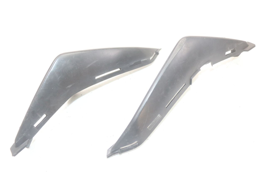 photo de JONCTION CARENAGE ARRIERE SUZUKI GSR 750 (2011 - 2017)