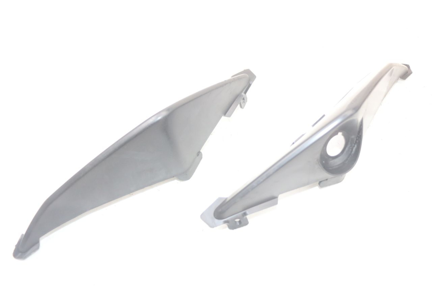 photo de JONCTION CARENAGE ARRIERE SUZUKI GSR 750 (2011 - 2017)