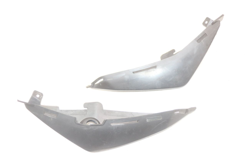 photo de JONCTION CARENAGE ARRIERE SUZUKI GSR 750 (2011 - 2017)