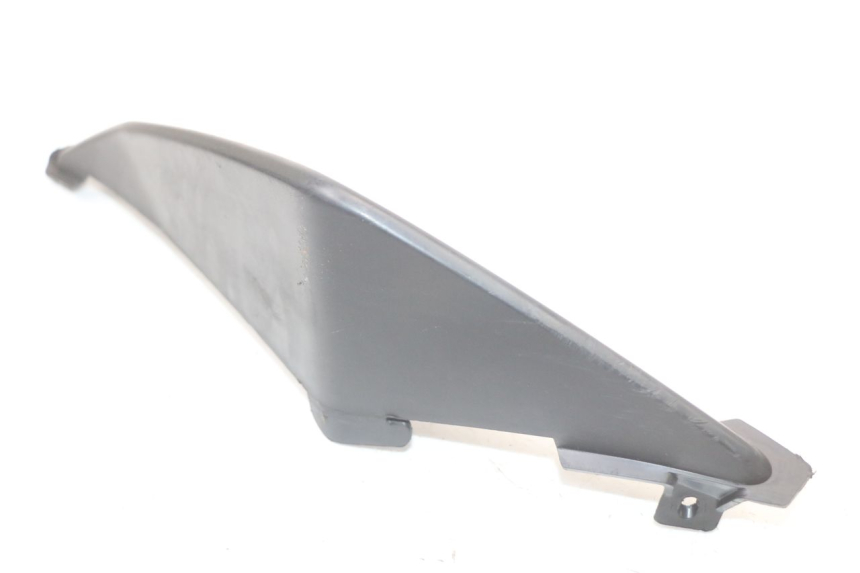 photo de JONCTION CARENAGE ARRIERE SUZUKI GSR 750 (2011 - 2017)