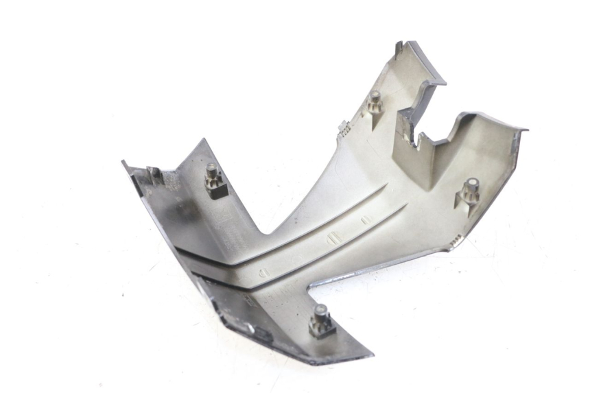 photo de JONCTION CARENAGE ARRIERE PEUGEOT VIVACITY 125 (2010 - 2017)