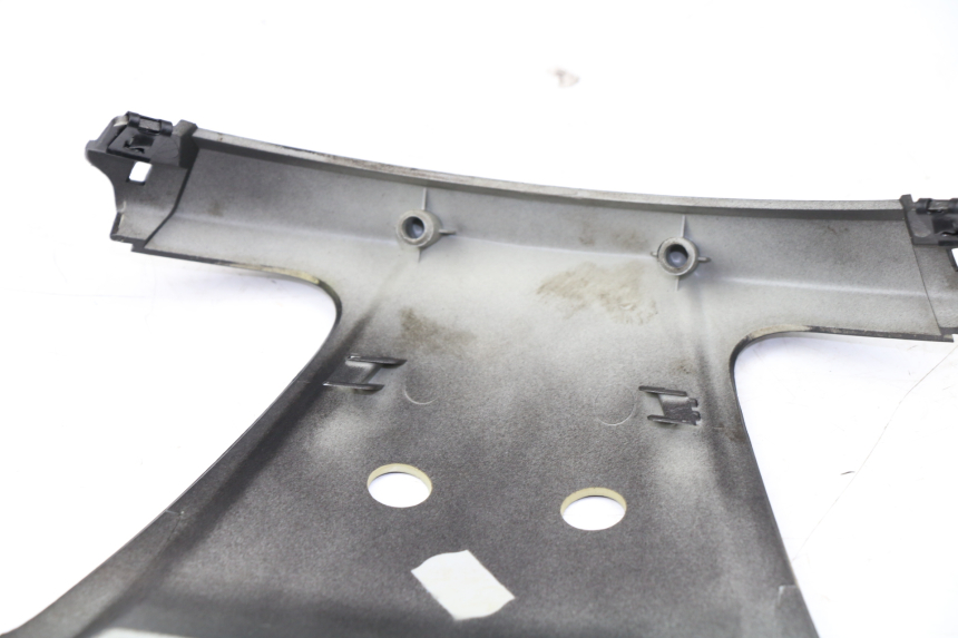 photo de JONCTION CARENAGE ARRIERE YAMAHA X-MAX XMAX 250 (2006 - 2009)