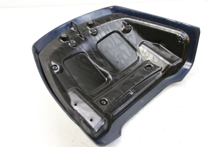 photo de JONCTION CARENAGE ARRIERE PIAGGIO XEVO - X EVO 125 (2007 - 2016)