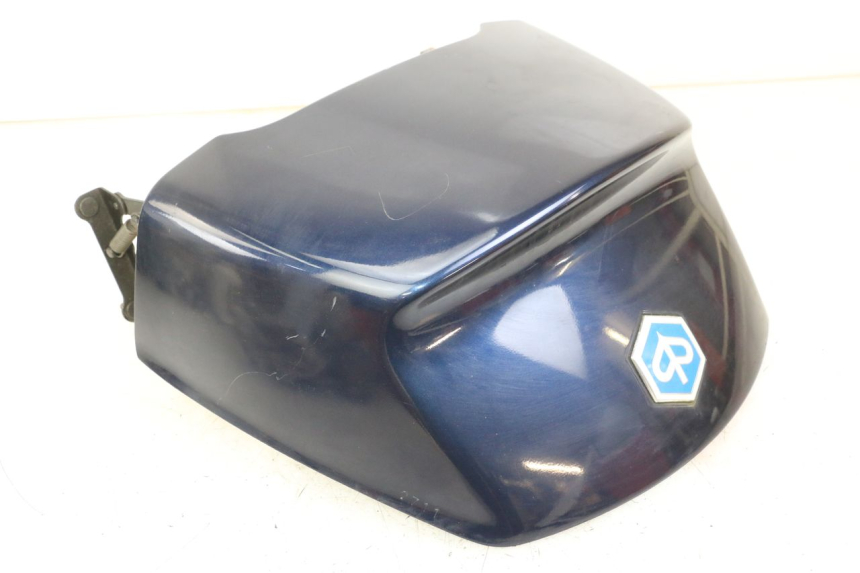 photo de JONCTION CARENAGE ARRIERE PIAGGIO XEVO - X EVO 125 (2007 - 2017) - Vue principale