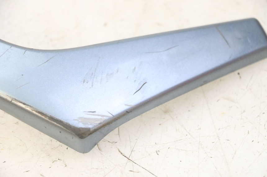 photo de JONCTION CARENAGE AVANT DAELIM HISTORY 125 (2001 - 2002)