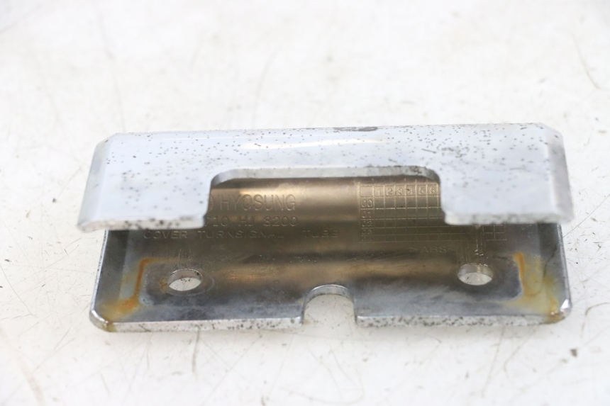 photo de JONCTION CARENAGE AVANT INF HYOSUNG GV AQUILA 125 (2000 - 2004)