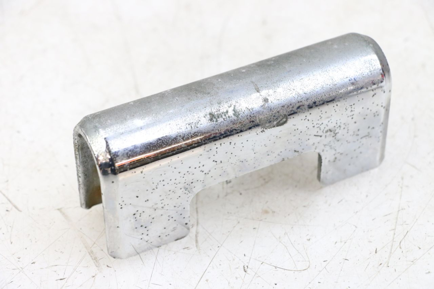 photo de JONCTION CARENAGE AVANT INF HYOSUNG GV AQUILA 125 (2000 - 2004)