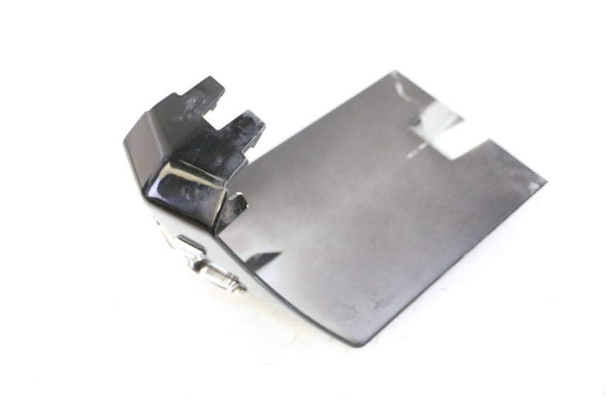 photo de JONCTION CARENAGE AVANT INF PEUGEOT CITYSTAR 50 (2013 - 2017)