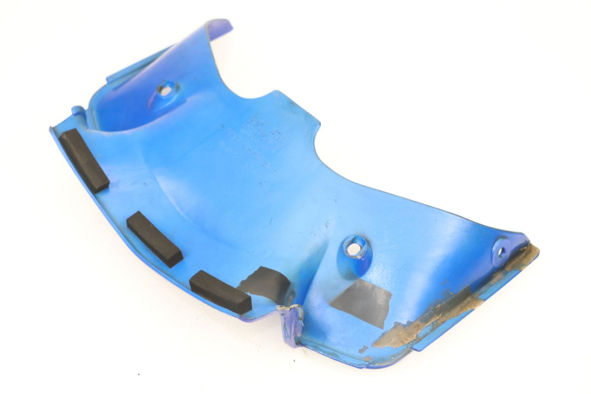 photo de JONCTION CARENAGE AVANT INF SUZUKI GSF S BANDIT 600 (2000 - 2004)