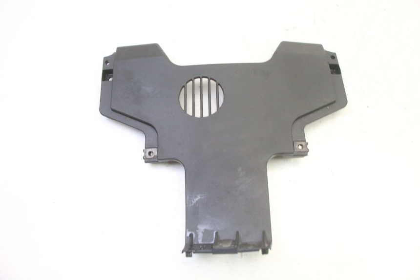 photo de JONCTION CARENAGE AVANT INF PIAGGIO MP3 HPE 310 (2024 - 2025)