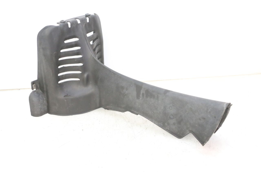 photo de JONCTION CARENAGE AVANT INF PIAGGIO MP3 500 (2011 - 2015)