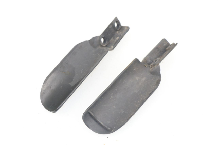 photo de JONCTION CARENAGE AVANT INF PIAGGIO TYPHOON 50 (2000 - 2009)