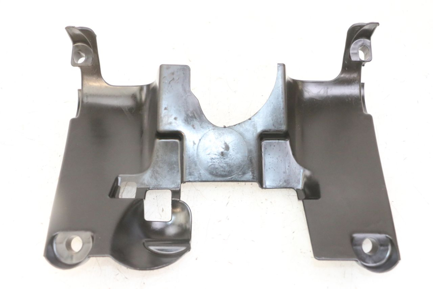 photo de JONCTION CARENAGE AVANT INF PEUGEOT SPEEDFIGHT 2 LC 50 (2000 - 2009)