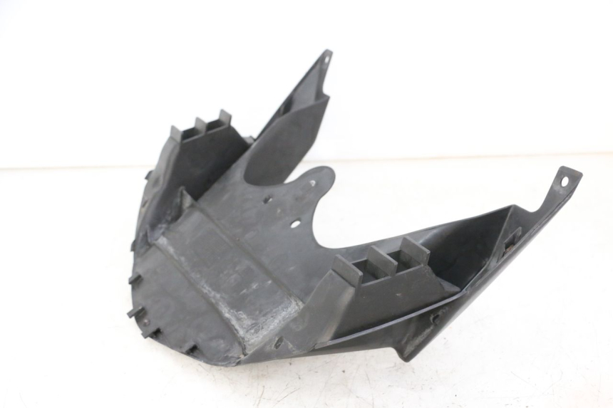 photo de JONCTION CARENAGE AVANT INF SUZUKI SV S 650 (2003 - 2009)