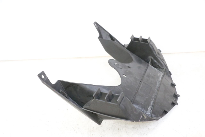photo de JONCTION CARENAGE AVANT INF SUZUKI SV S 650 (2003 - 2009)