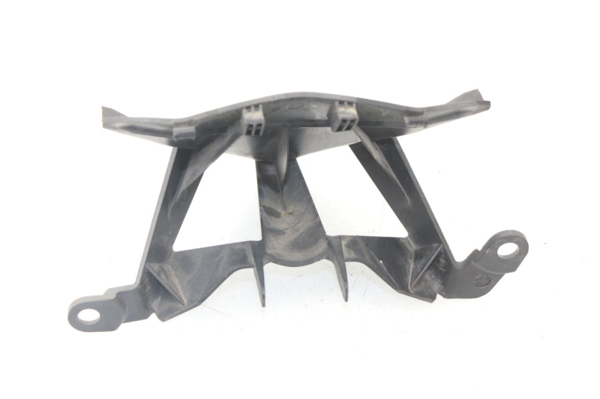 photo de JONCTION CARENAGE AVANT INF YAMAHA XMAX X-MAX ABS 125 (2014 - 2016) - Zoom état d’usage