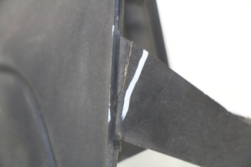 photo de JONCTION CARENAGE AVANT INF YAMAHA XMAX X-MAX ABS 125 (2014 - 2016) - Vue d’ensemble