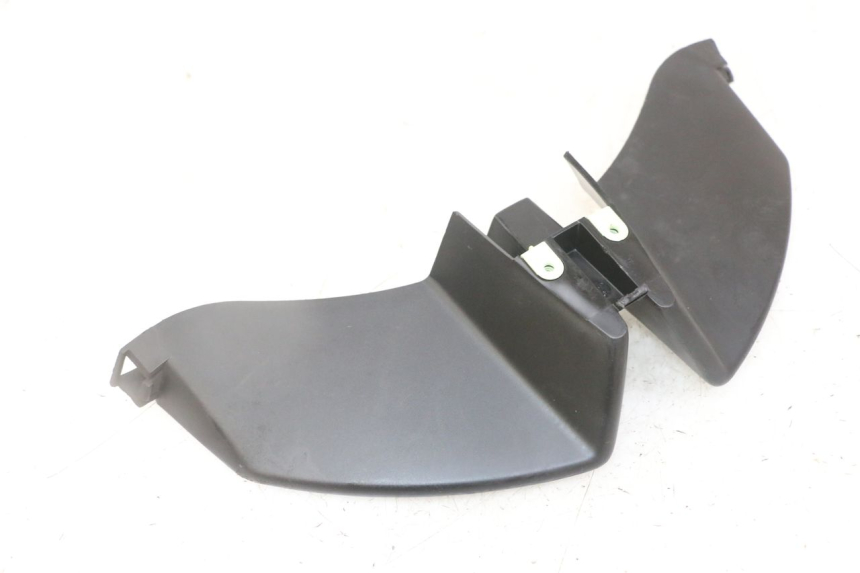 photo de JONCTION CARENAGE AVANT PEUGEOT JET FORCE CARBU 50 (2003 - 2016)