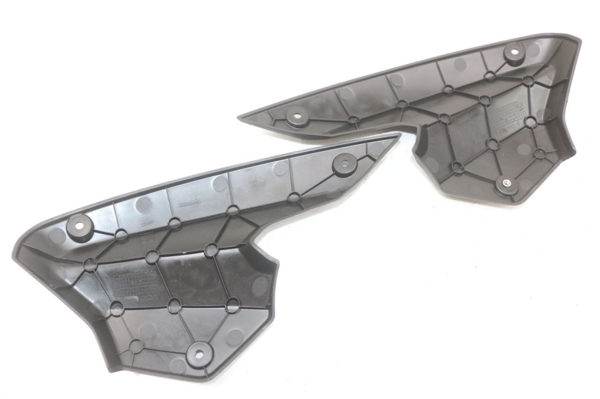 photo de JONCTION CARENAGE AVANT PEUGEOT KISBEE 4T 50 (2018 - 2022)