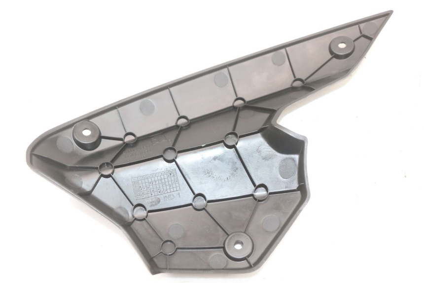 photo de JONCTION CARENAGE AVANT PEUGEOT KISBEE 4T 50 (2018 - 2022)