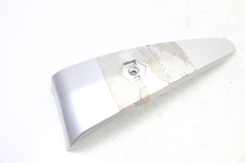 photo de JONCTION CARENAGE AVANT PIAGGIO LIBERTY 4T 50 (2009 - 2015)