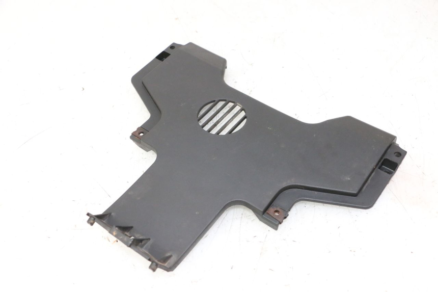 photo de JONCTION CARENAGE AVANT PIAGGIO MP3 LT 300 (2010 - 2016)