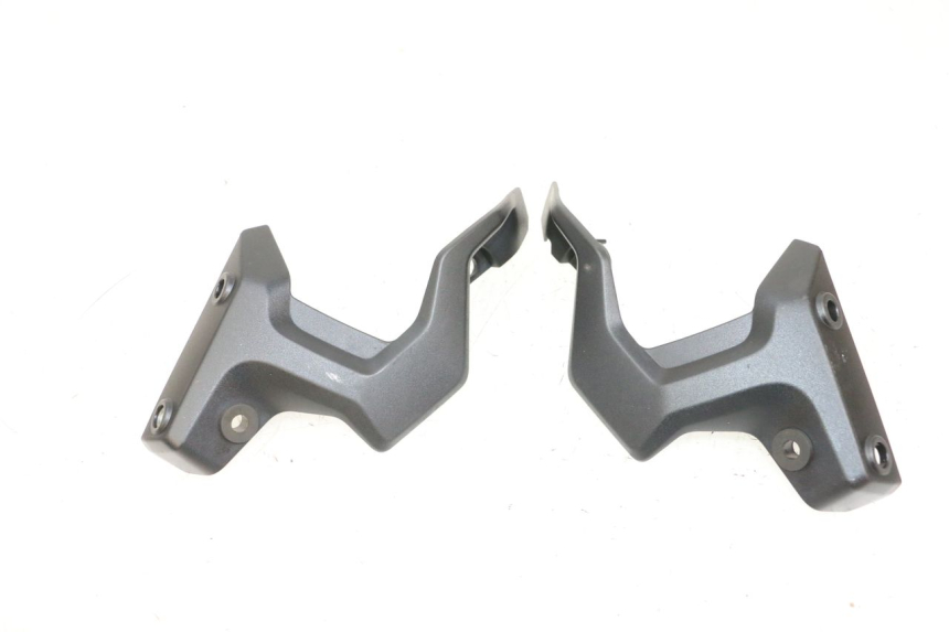 photo de JONCTION CARENAGE AVANT YAMAHA MT-07 MT07 ABS 700 (2018 - 2020) - Détail de la pièce