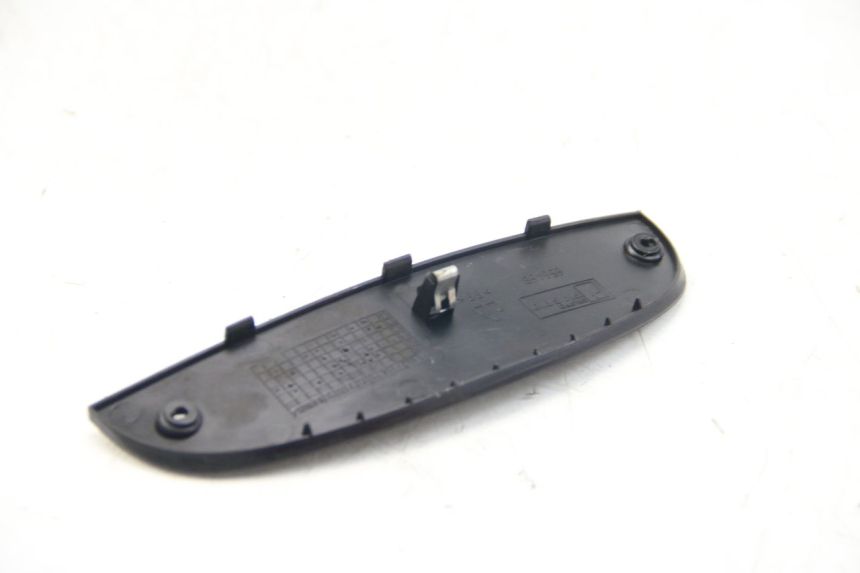 photo de JONCTION CARENAGE AVANT SUP PIAGGIO BEVERLY 125 (2010 - 2015)