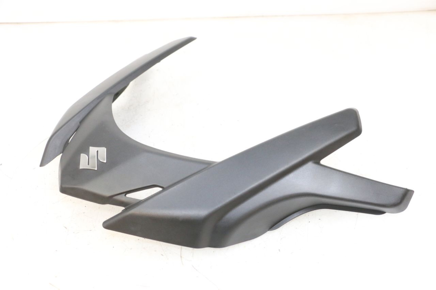 photo de JONCTION CARENAGE AVANT SUP SUZUKI BURGMAN 650 (2013 - 2020)