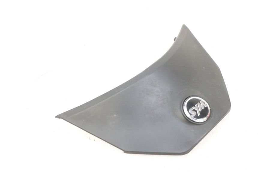 photo de JONCTION CARENAGE AVANT SUP SYM CROX 4T 50 (2016 - 2023) - Gros plan technique