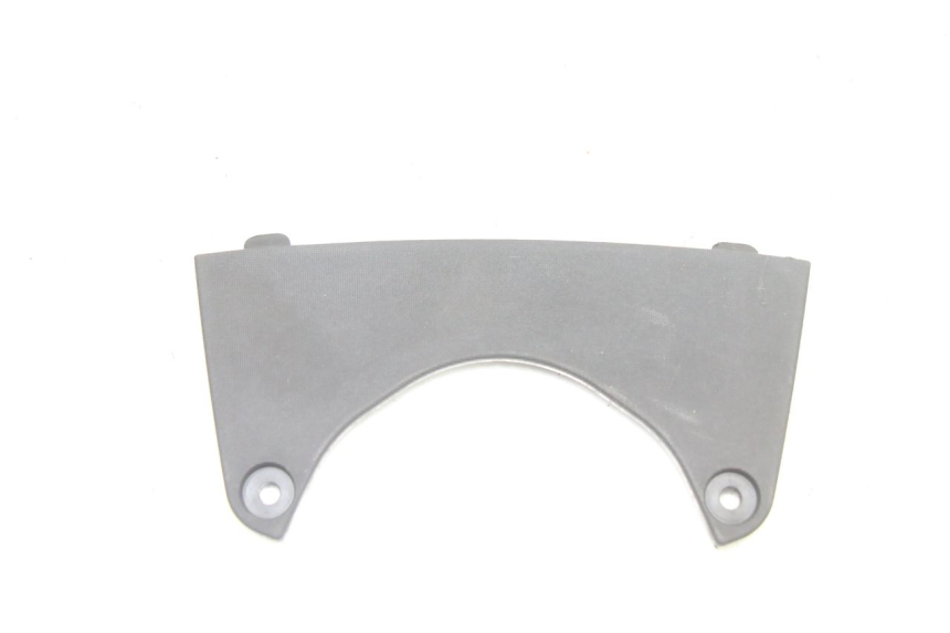 photo de JONCTION CARENAGE AVANT SUP PIAGGIO MP3 500 (2014 - 2016)